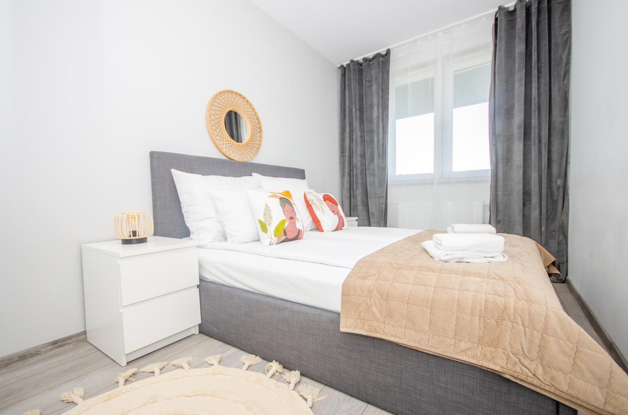 Inpoint Zablocie Modern Apartments For Work&Travel Красков Екстериор снимка